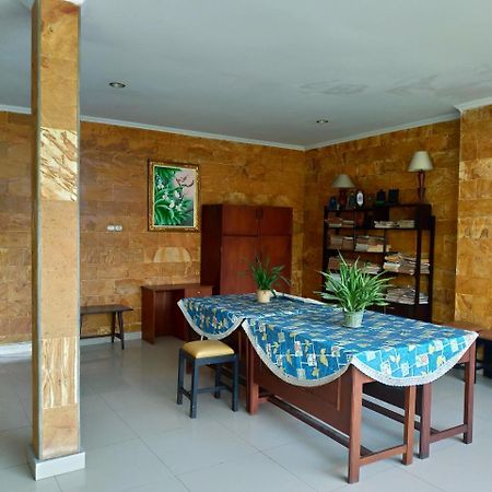 Catur Adi Putra Hotel Denpasar  Luaran gambar