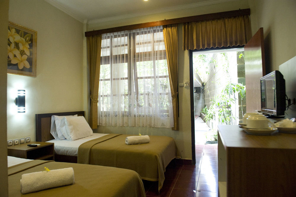 Catur Adi Putra Hotel Denpasar  Luaran gambar