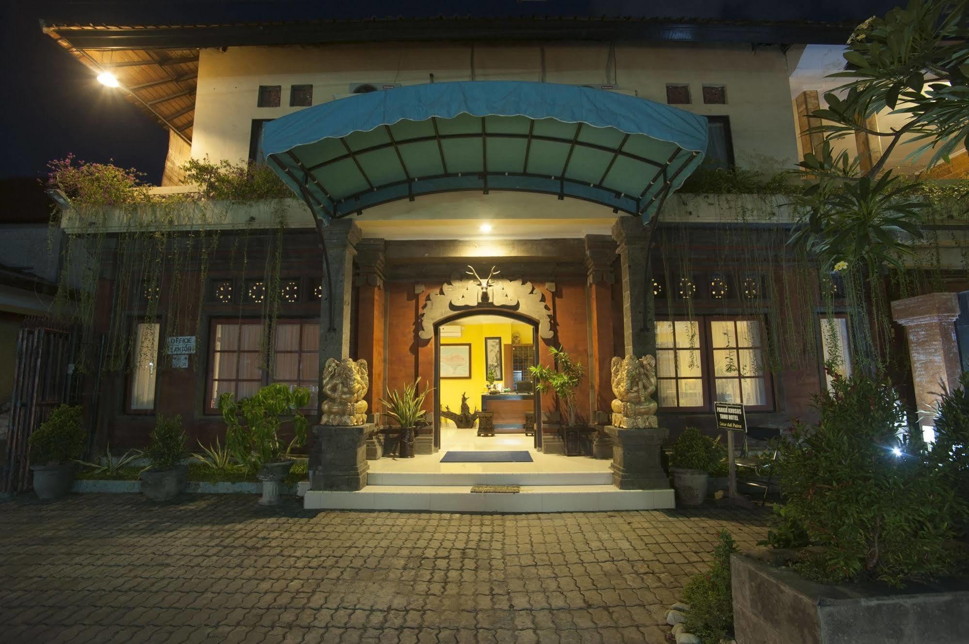 Catur Adi Putra Hotel Denpasar  Luaran gambar