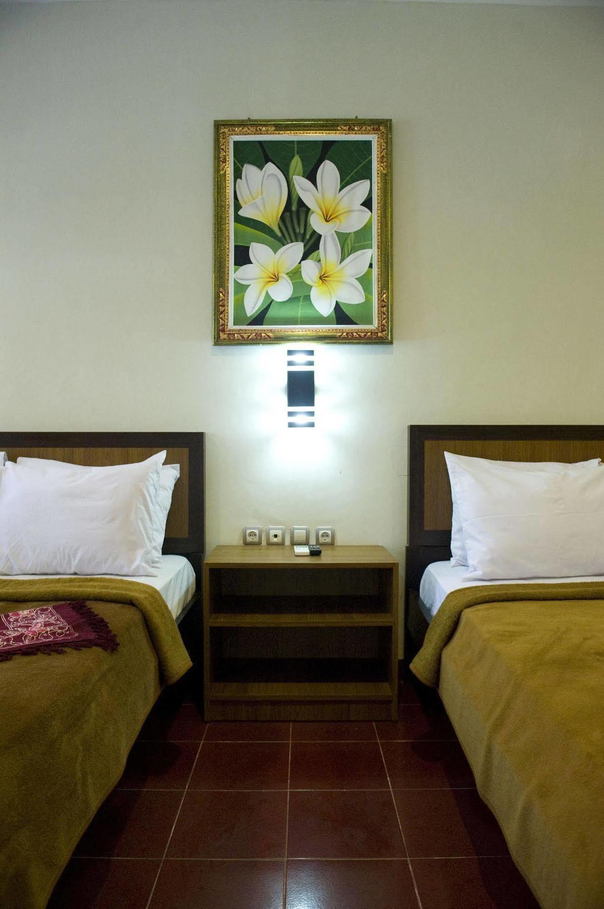 Catur Adi Putra Hotel Denpasar  Luaran gambar