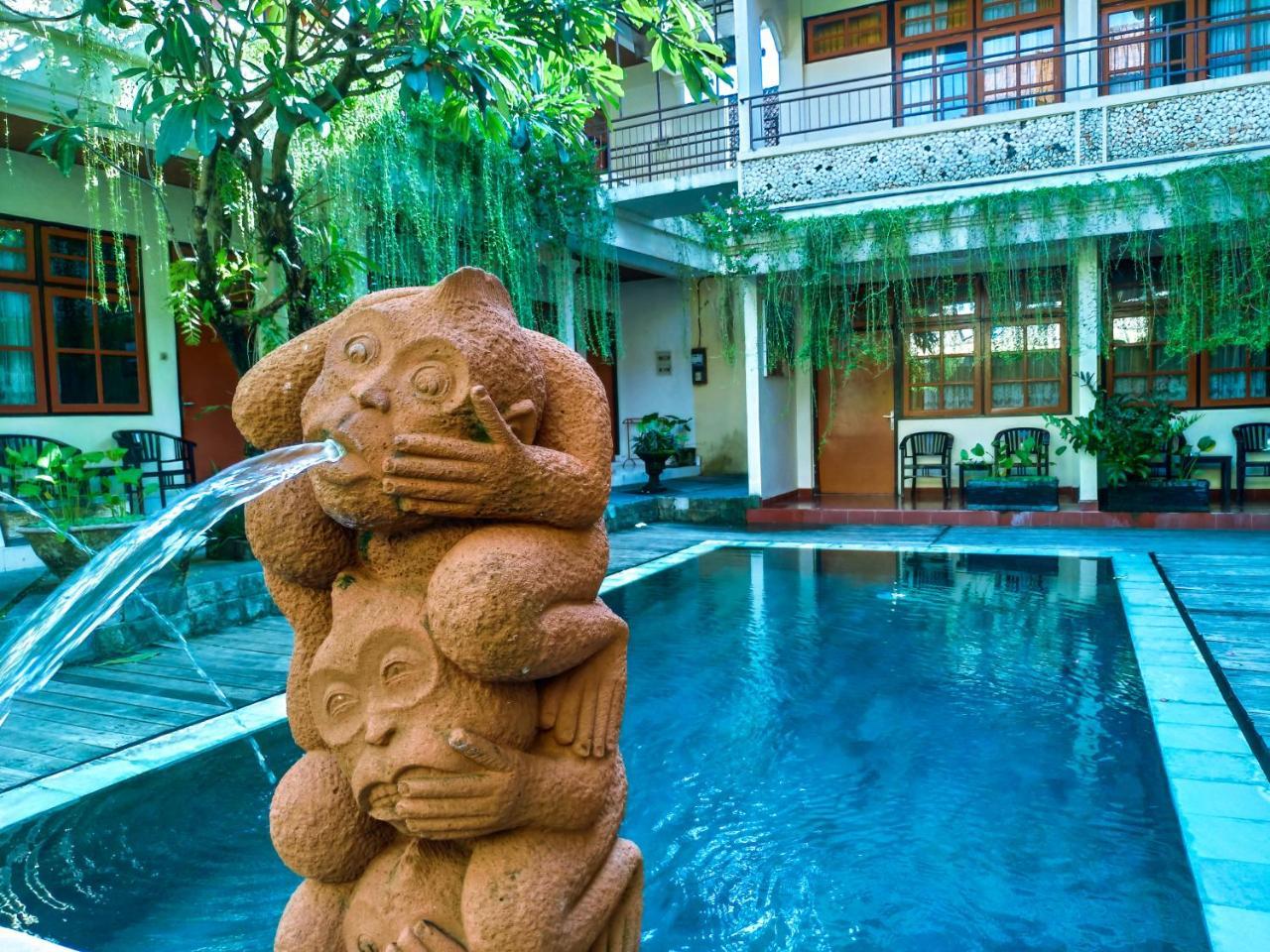 Catur Adi Putra Hotel Denpasar  Luaran gambar